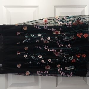 H&M Floral A-Line Skirt Women  Black base sz 8
